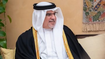 وليّ عهد البحرين: «نبذلُ جهدًا جماعيًّا لتقليص الدَّيْن العام لصالح الأجيال الحالية والمستقبلية بعد زيادة الرّسوم والضَّرائب» – «وكالة بنا»