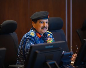 حاكم البحرين «يأمل أنْ تنتهي الحرب على خير بعد توريط البلاد في الحرب الأمريكيّة الإيرانيّة» – «وكالة بنا – فيديو»