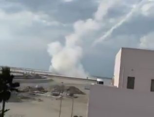 صحيفة أمريكيّة: «الولايات المتّحدة استخدمت الأراضي البحرينيّة كمنصّةٍ لإنطلاق العدوان على إيران»